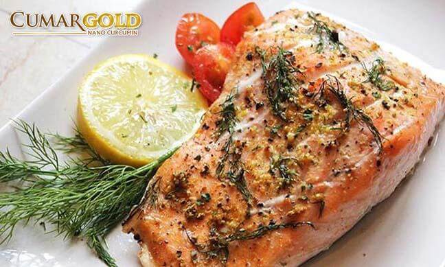 Cá hồi áp chảo là món ăn thơm ngon, bổ dưỡng cho người đau dạ dày