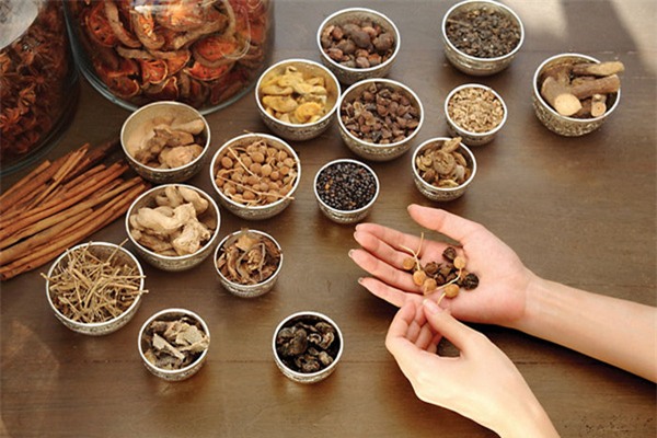 Điều trị dạ dày bằng thuốc đông y