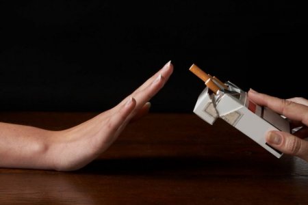 Hút thuốc lá có gây hại cho gan?