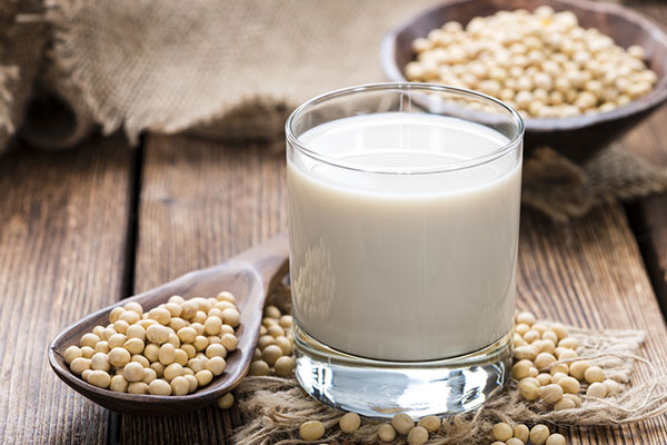 Bệnh viêm loét dạ dày nên ăn gì, có nên uống sữa tươi và sữa chua không?