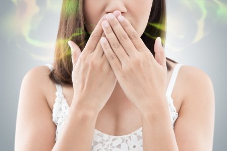 Hiện tượng ợ hơi có mùi trứng thối, hôi, tanh và khó chịu thì không thể xem thường