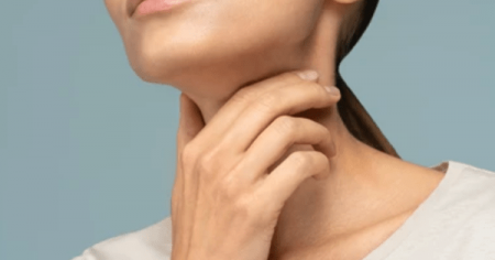 Bệnh trào ngược dạ dày gây khàn tiếng mà ít người biết