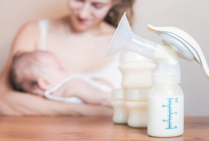 Bé 7 tháng mẹ ít sữa, mất sữa có thể gọi sữa về dễ dàng bằng cách ăn uống đủ chất