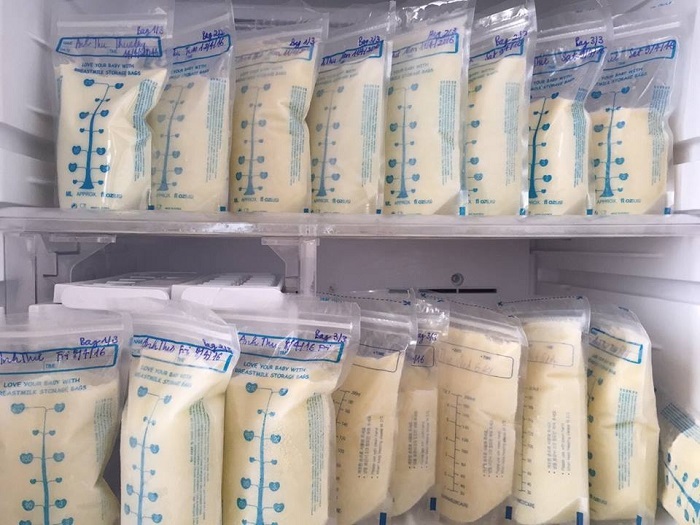 Thực hiện lưu trữ sữa mẹ cẩn thận, đúng cách để đảm bảo nguồn dinh dưỡng không bị biến đổi